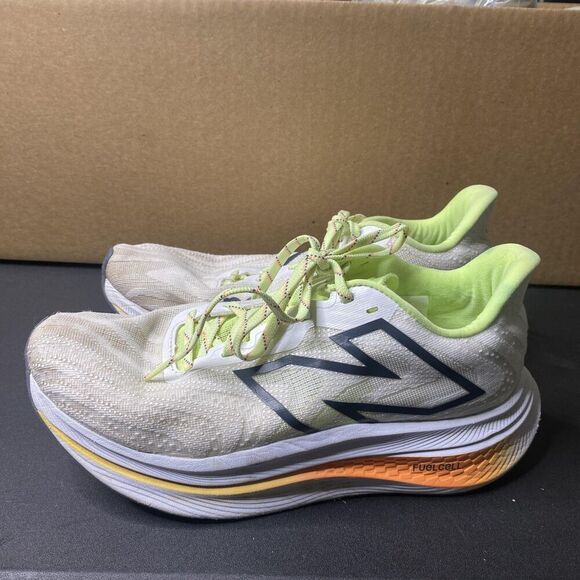 New Balance FuelCell SuperComp Elite V3 Shoes Mens Size 8 White Green Running - Picture 1 of 7